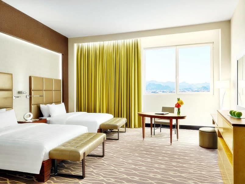 밀레니엄 호텔 헤일 하일 외부 사진 A guest room at the MGM Grand