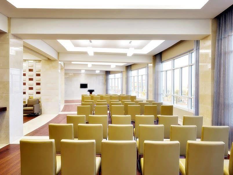 밀레니엄 호텔 헤일 하일 외부 사진 Meeting room