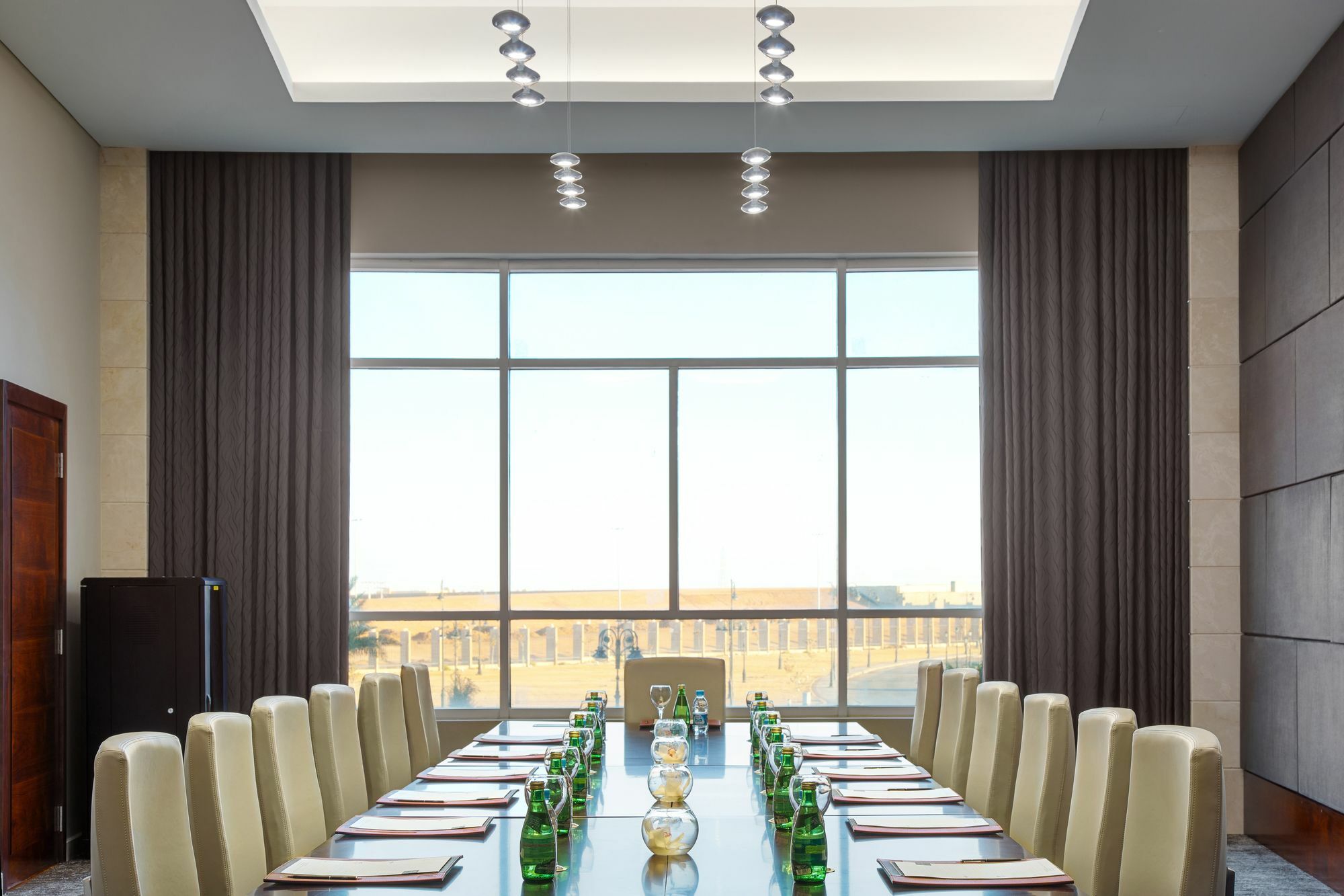 밀레니엄 호텔 헤일 하일 외부 사진 Meeting room